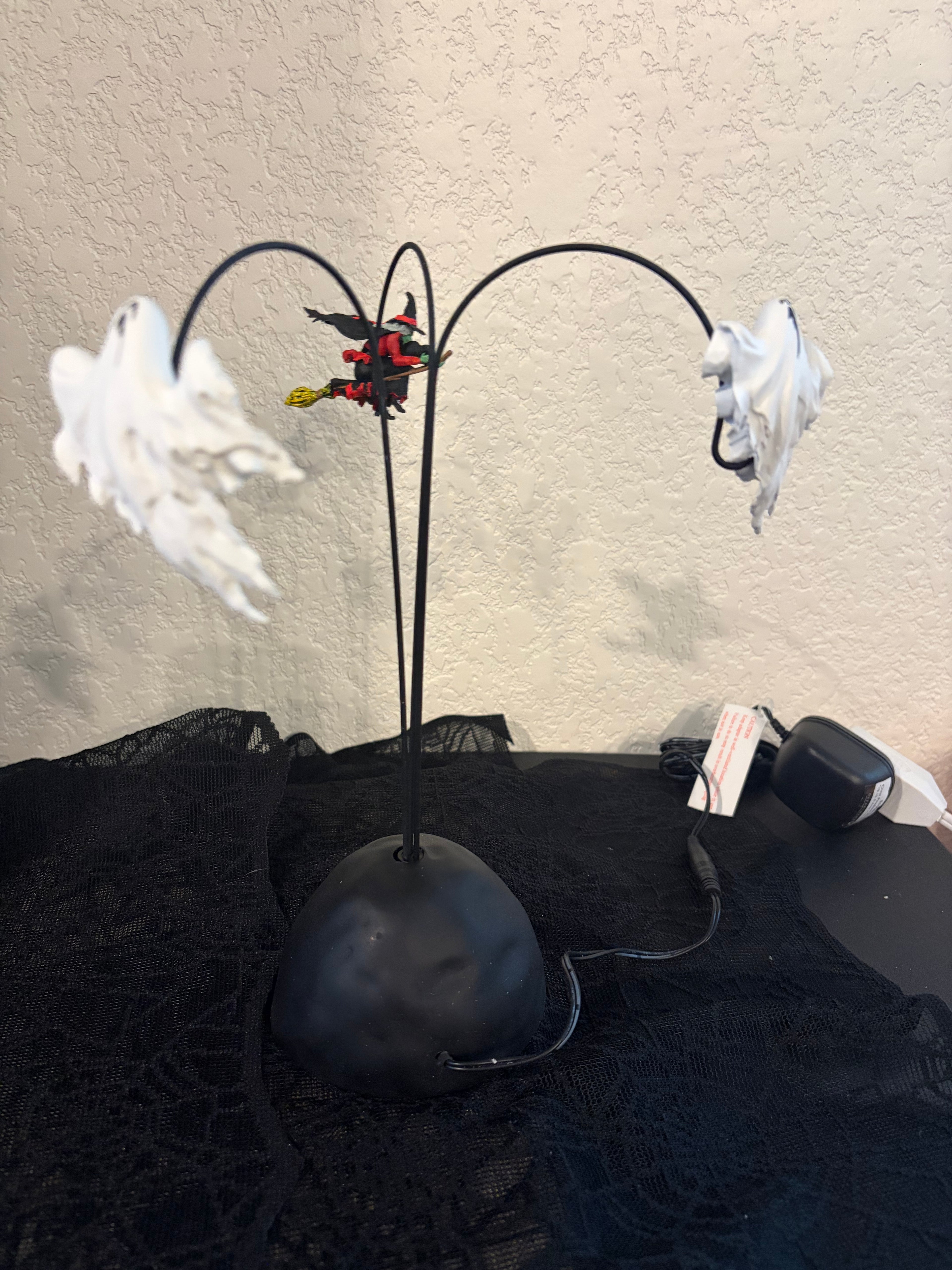 Dept 56 Up Up and Away Witch With Ghosts