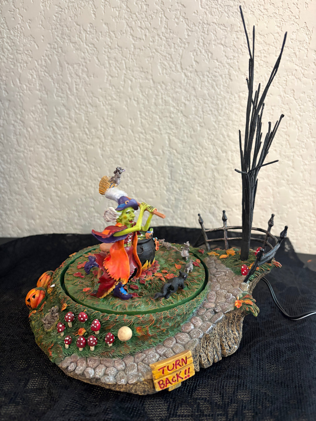 Dept 56 Halloween Rat Race