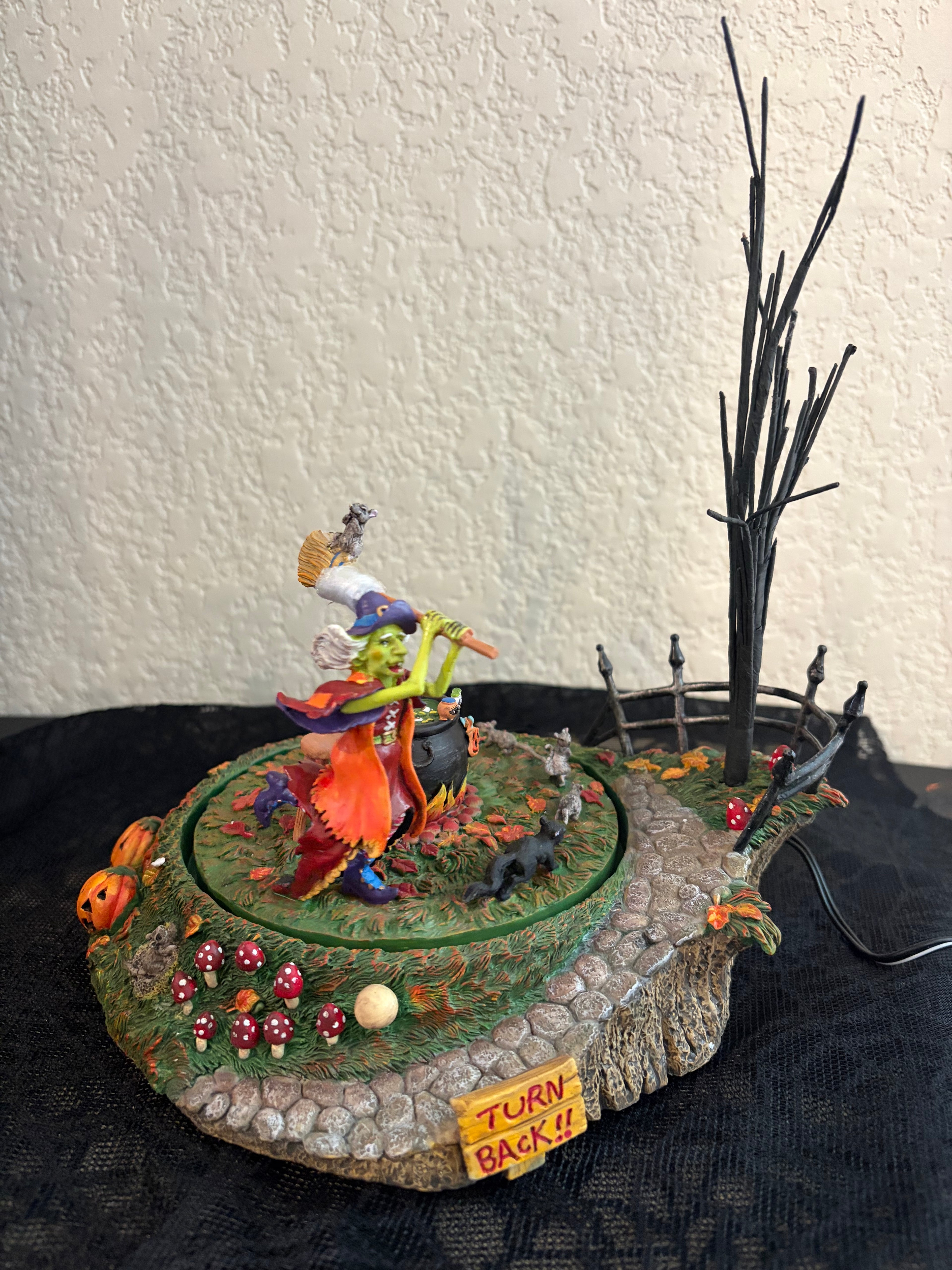 Dept 56 Halloween Rat Race