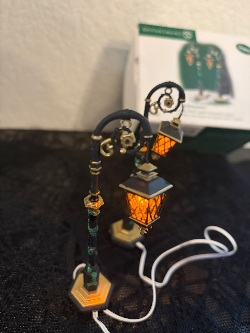 Dept 56 Ornate Street Lamps
