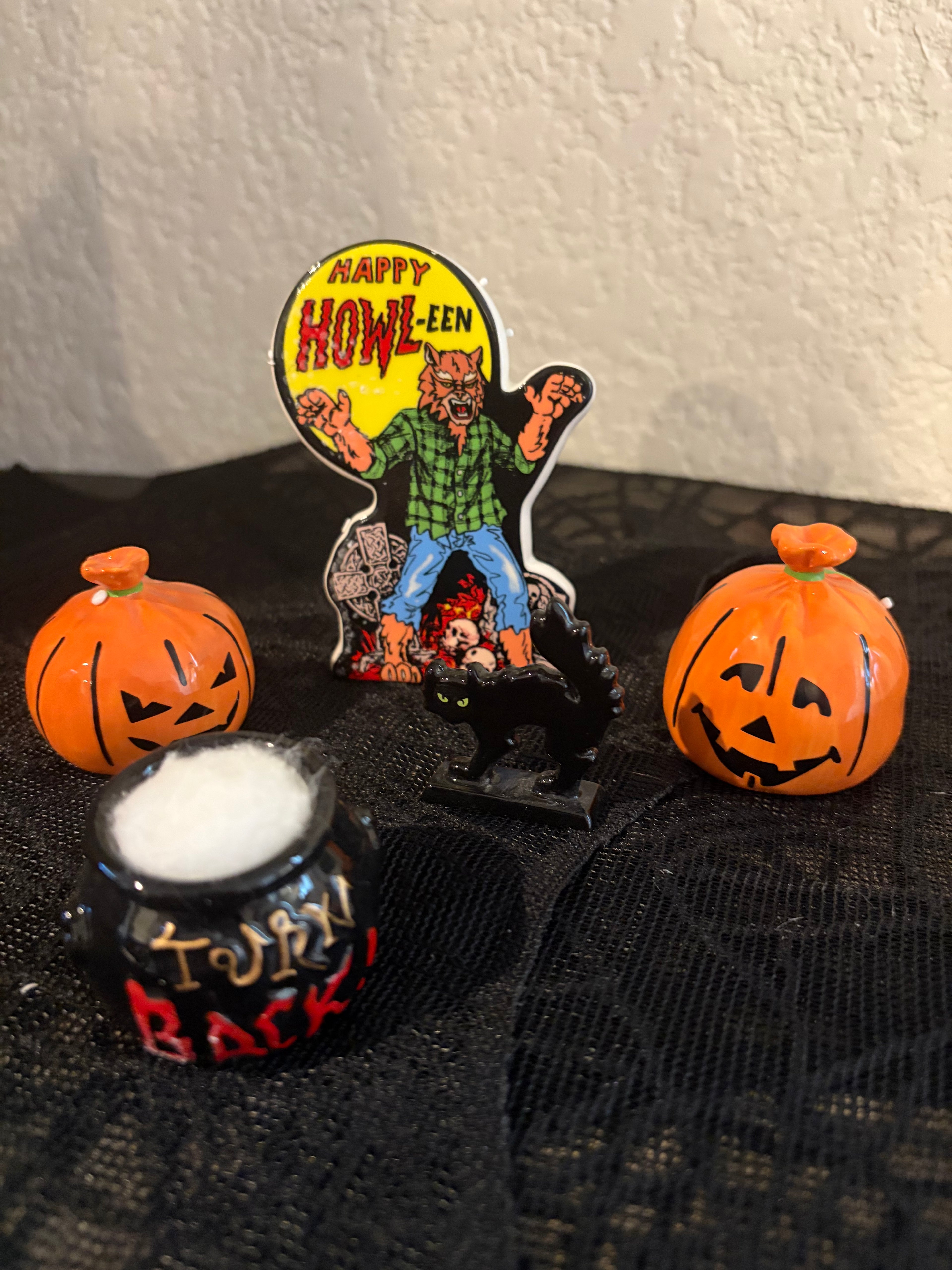 Dept 56 Halloween Accessory Set