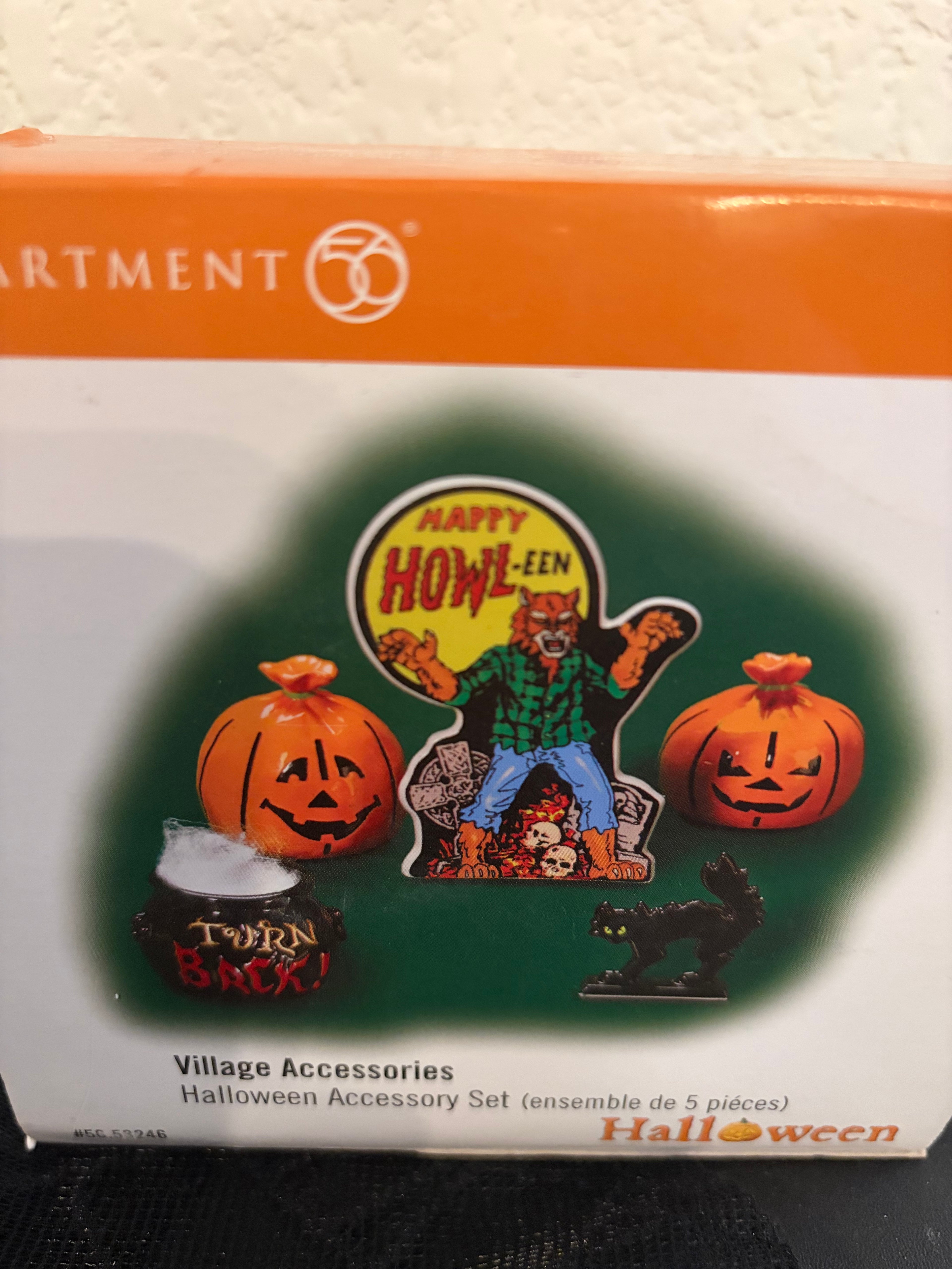 Dept 56 Halloween Accessory Set