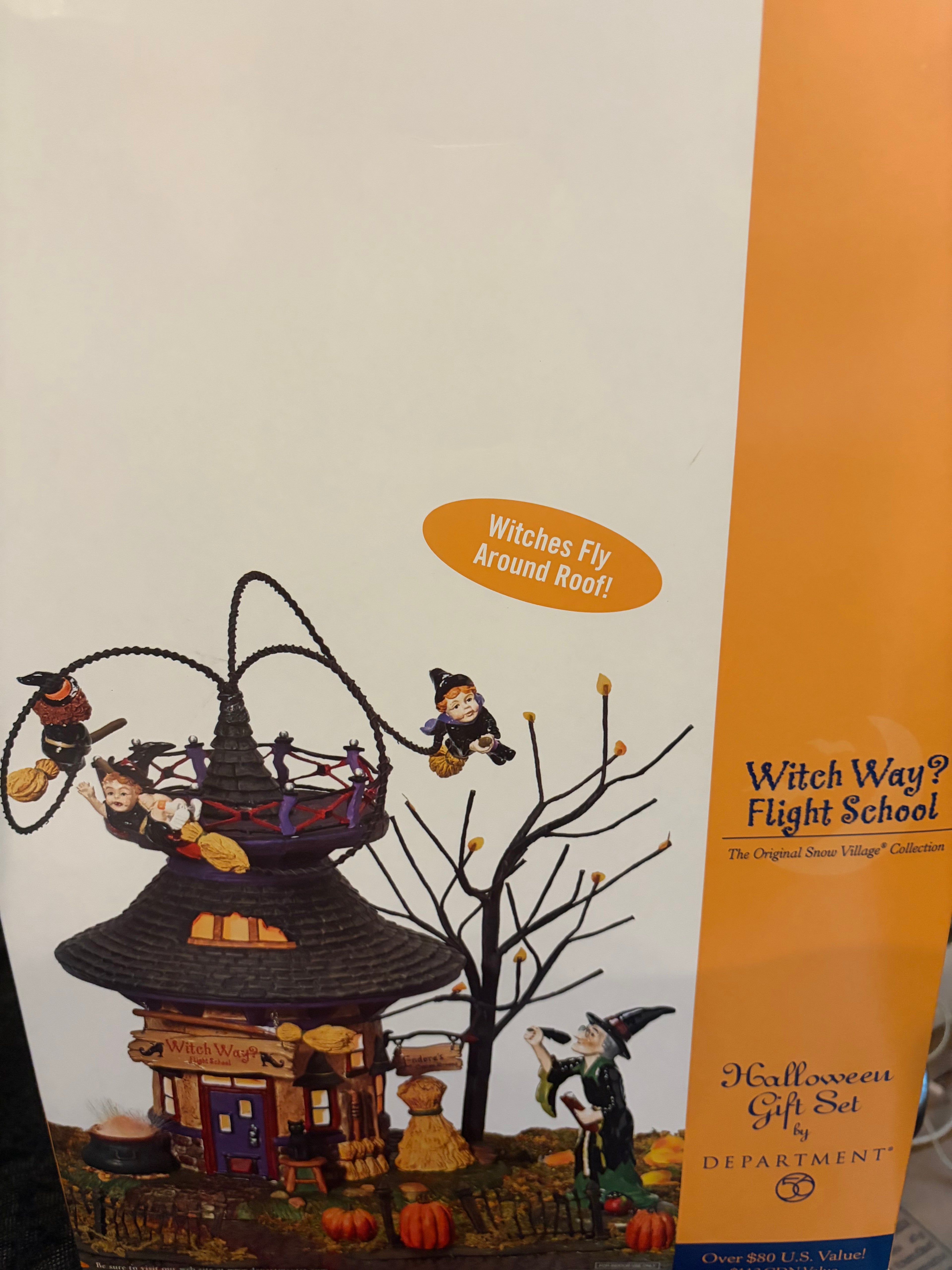 Dept 56 Witch Way? Flight School Gift Set