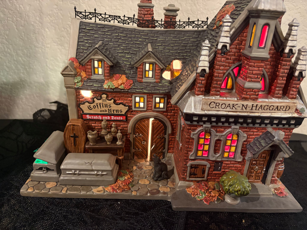Dept 56 Croak N Haggard Mortuary Collector's Edition #4315