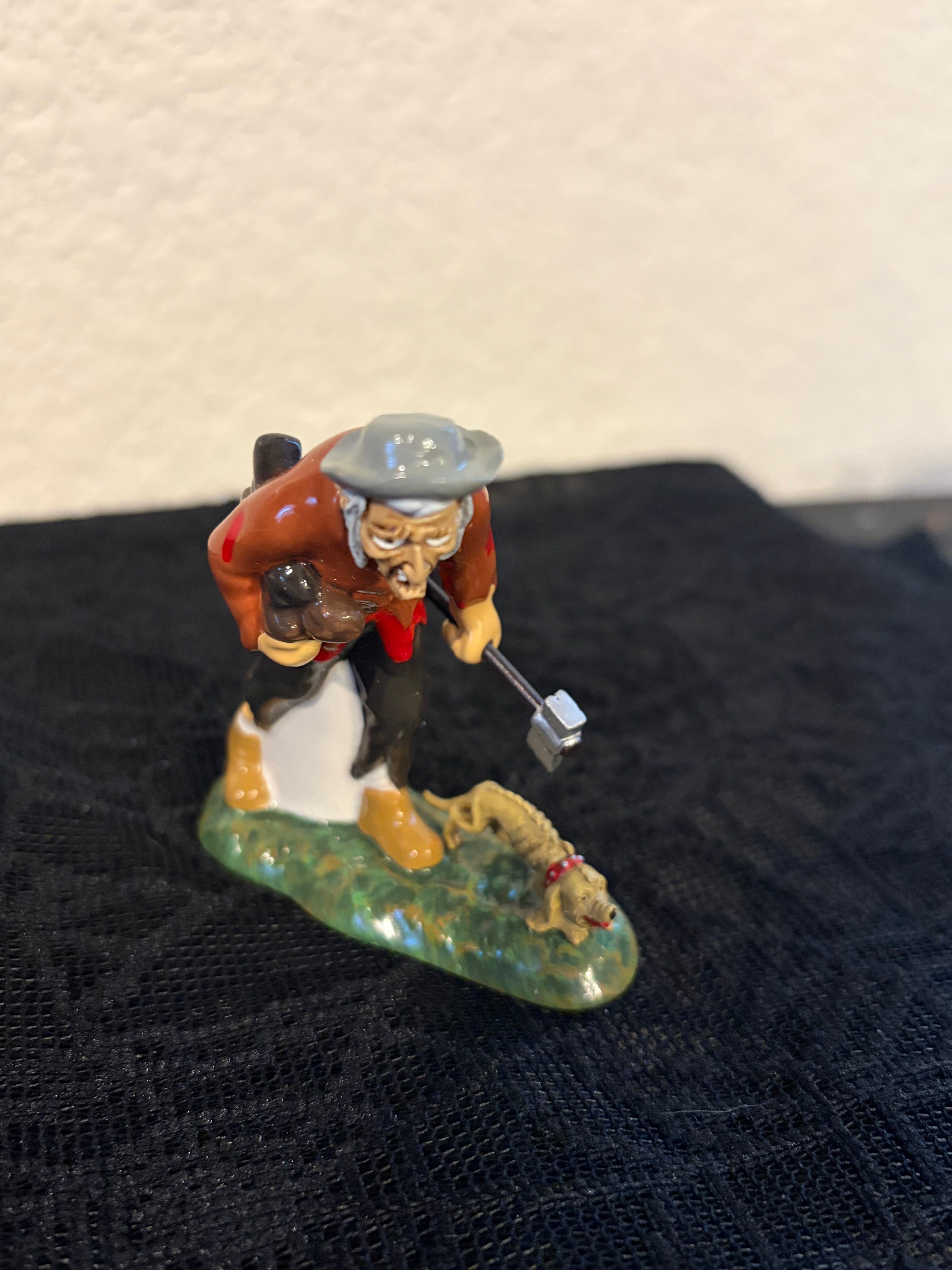 Dept 56 The Old Hermit in the Woods