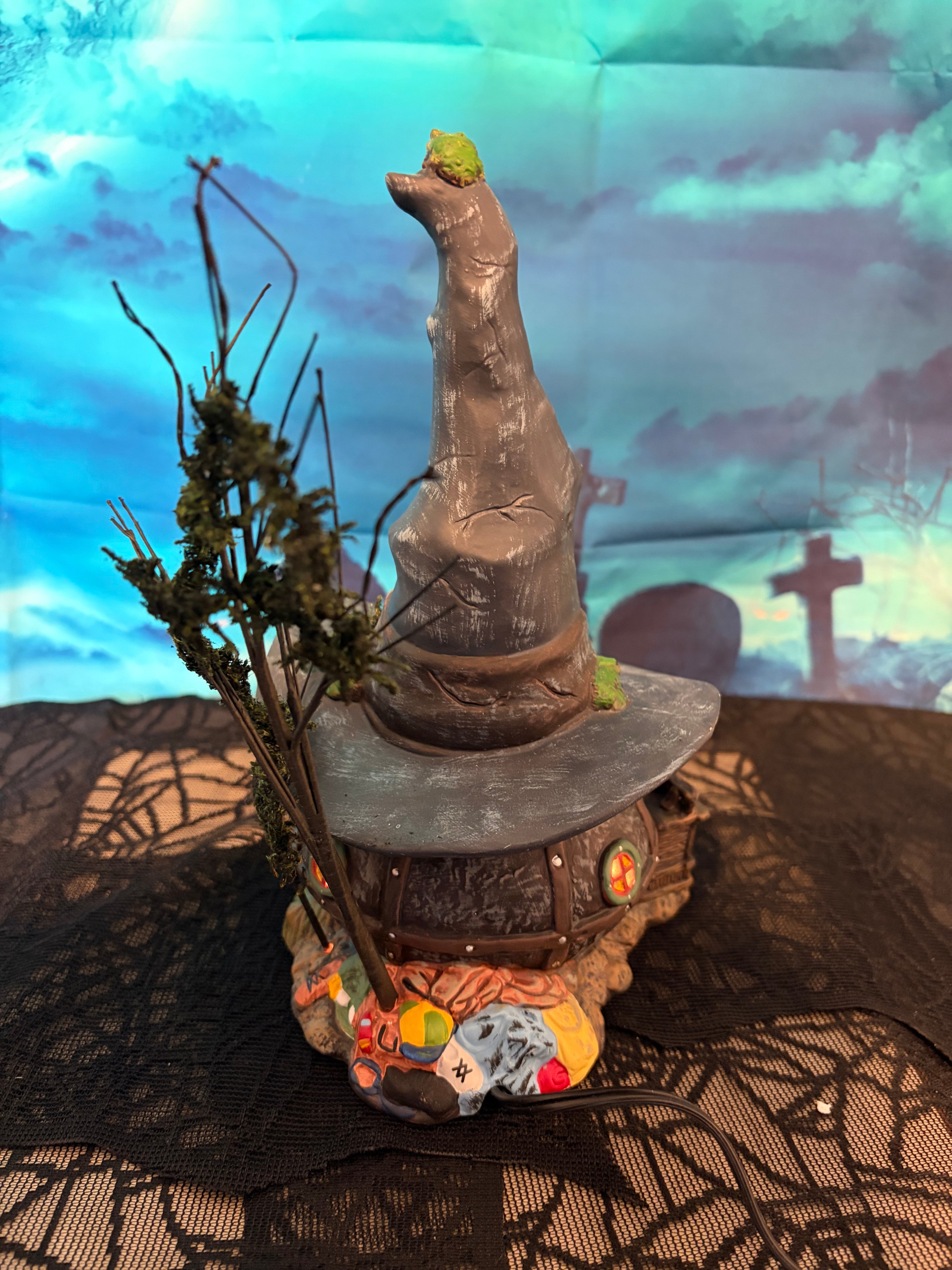Dept 56 Toads & Frogs Witchcraft Haunt