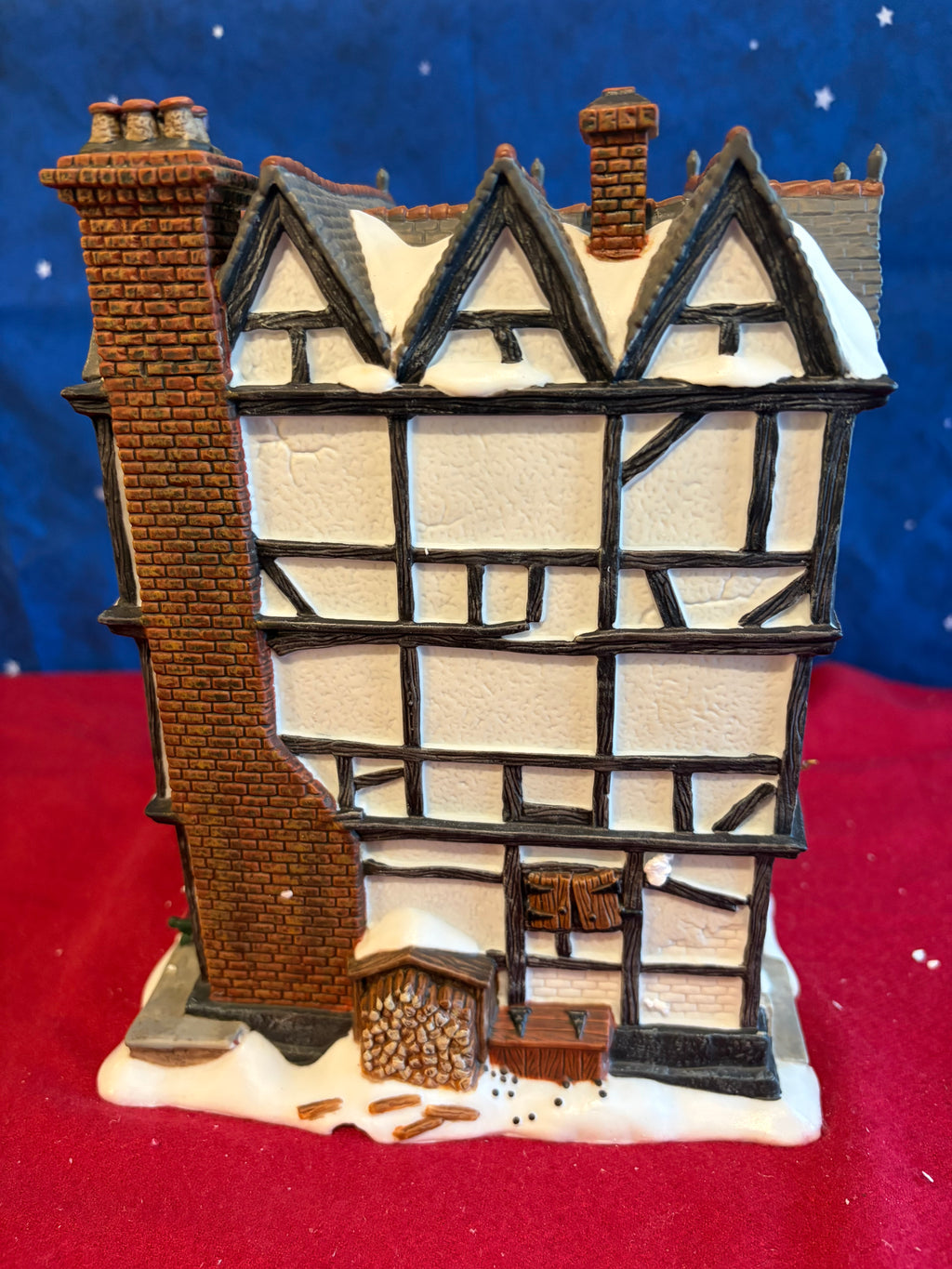 Dept 56 The Timbers Hotel