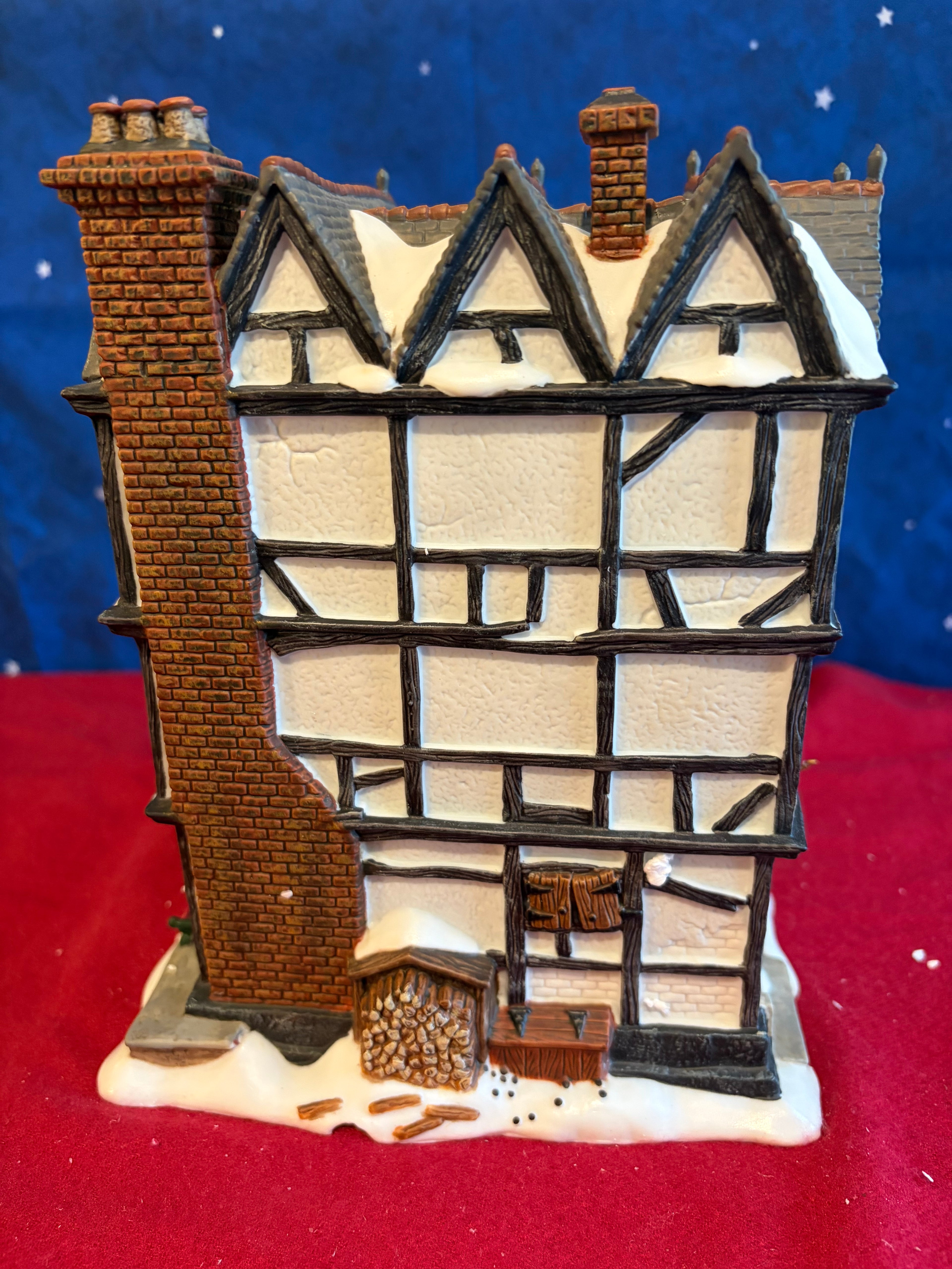 Dept 56 The Timbers Hotel
