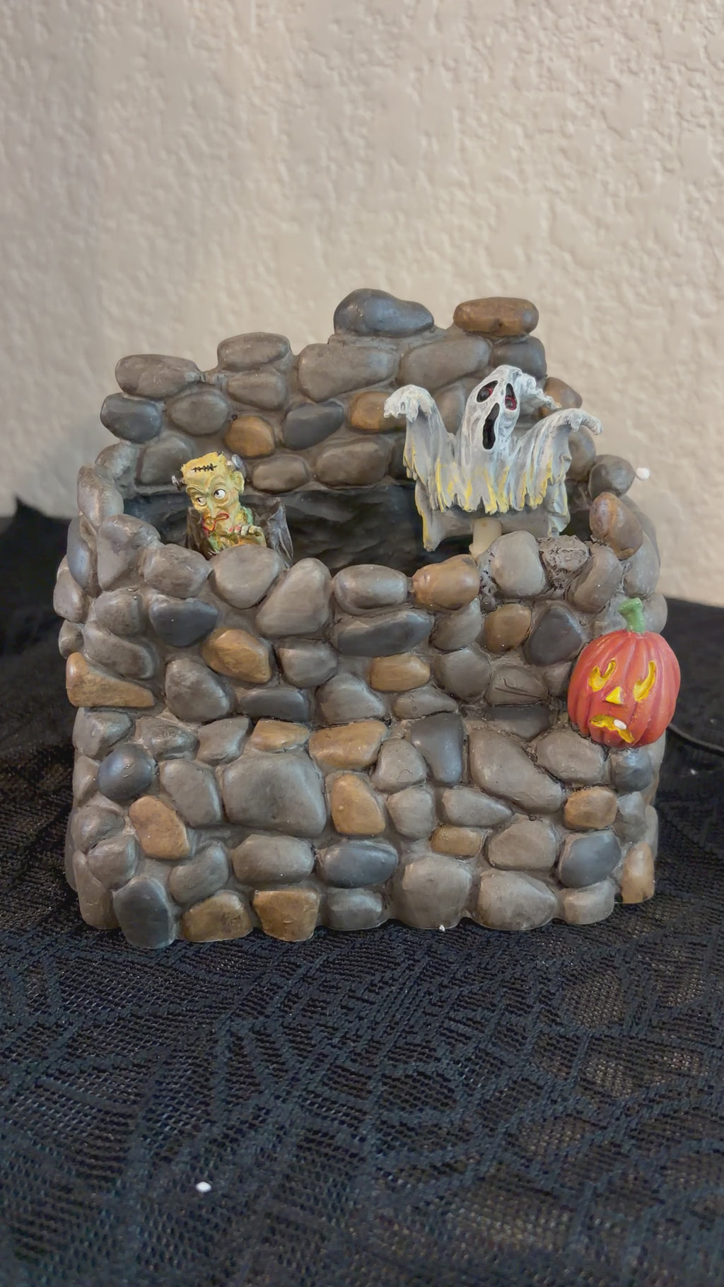 Dept 56 Animated Haunted Wall