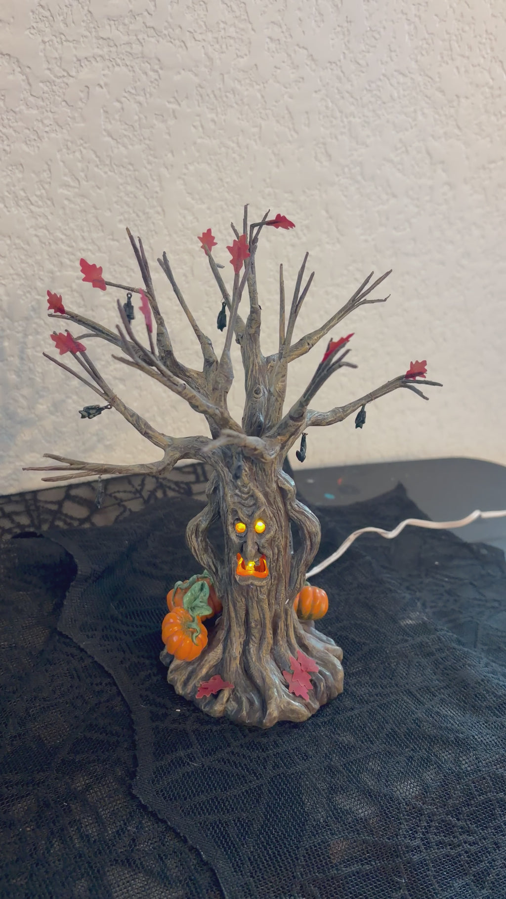 Dept 56 Lit Spooky Tree